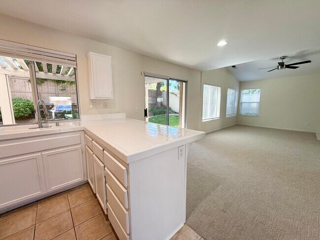Building Photo - 1304 Thunder Springs Dr