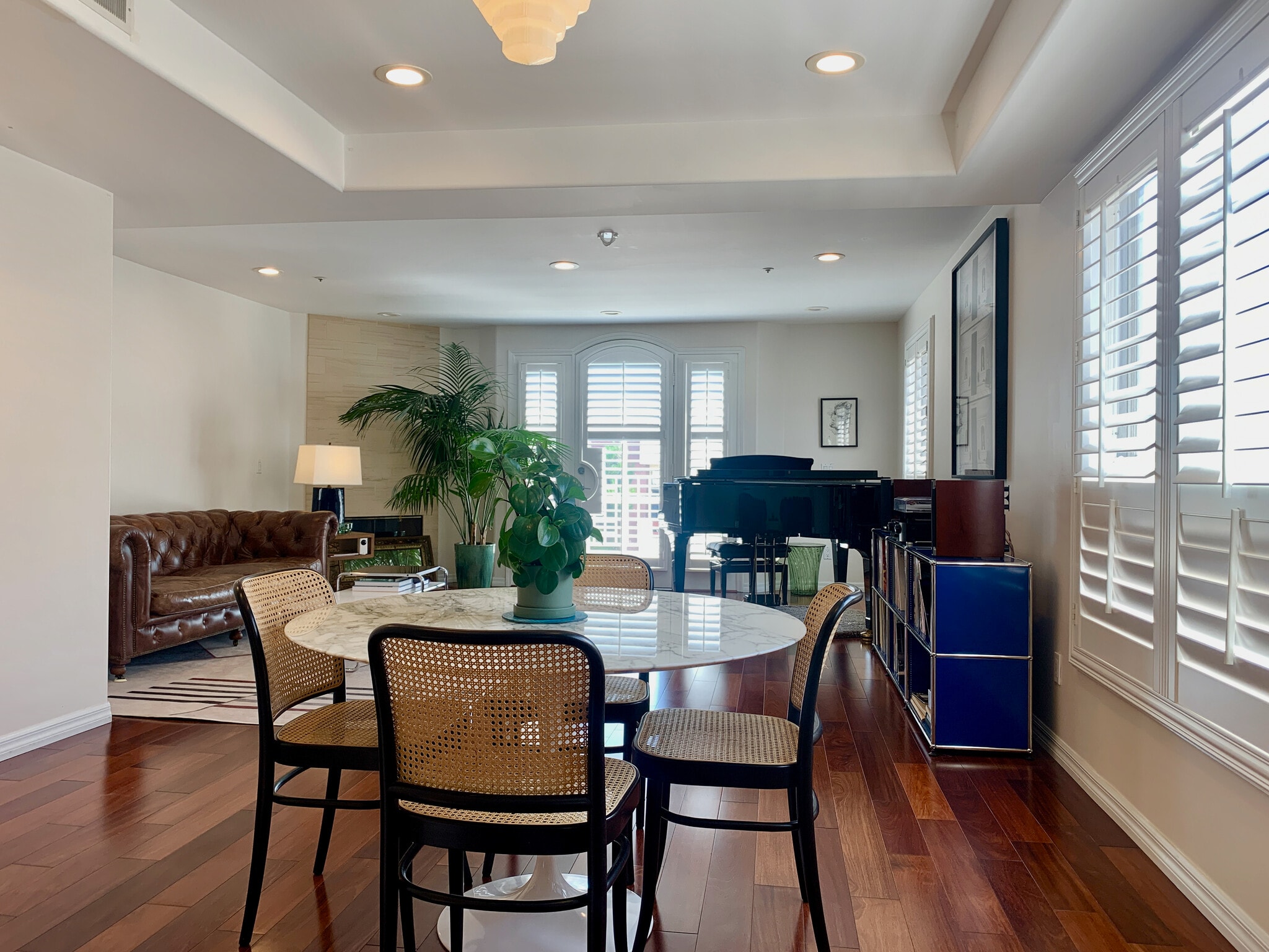 Living room - 1534 Amherst Ave