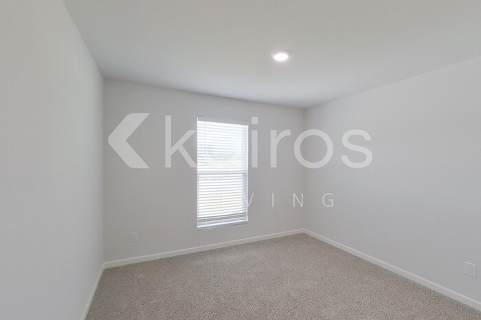 Building Photo - 14250 Ruffian Ave