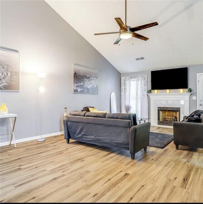 Building Photo - 1080 Rafington Dr