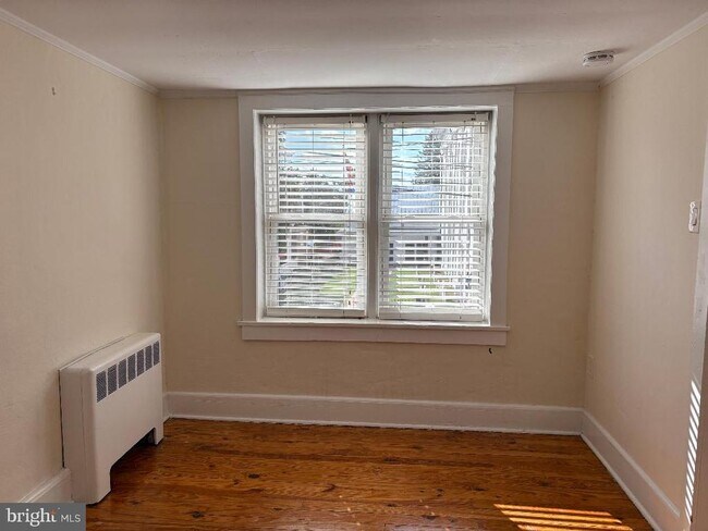 Building Photo - 24 N Union St