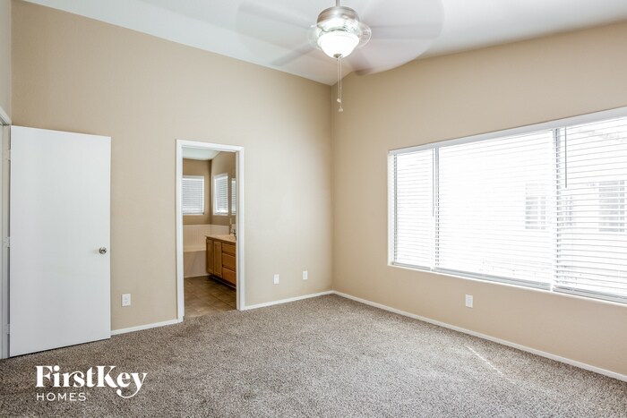 Building Photo - 7845 Seychelles Ct