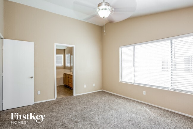 Building Photo - 7845 Seychelles Ct