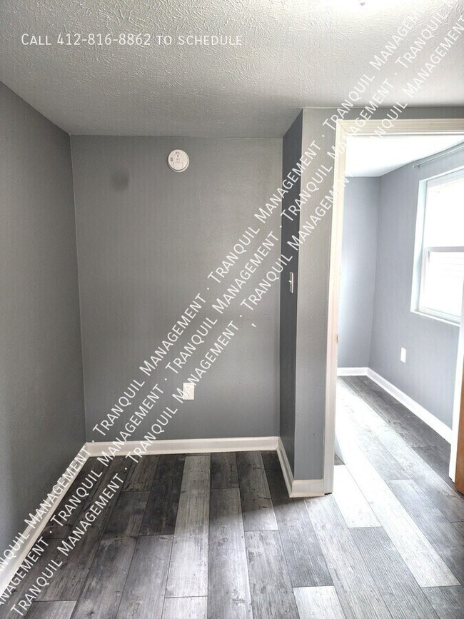 Building Photo - 540 Reed St