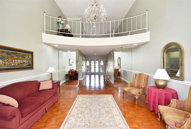 Building Photo - 2600 Bellefontaine St