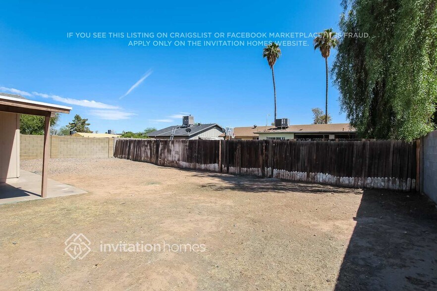Building Photo - 8401 W Turney Ave