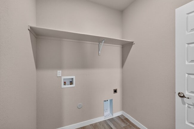 Building Photo - 9930 Isla Pl