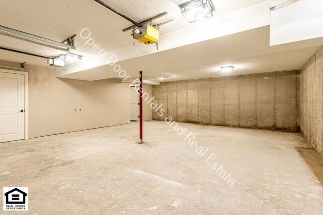 Building Photo - 4 bedroom home now available!