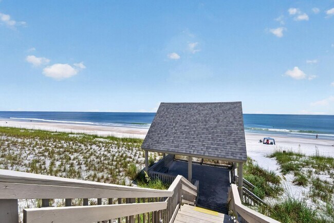 Building Photo - 110 Ocean Hollow Ln