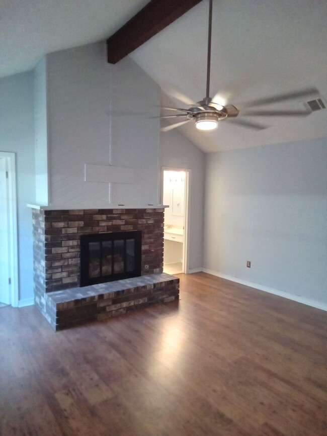 Building Photo - Brownlee Estates