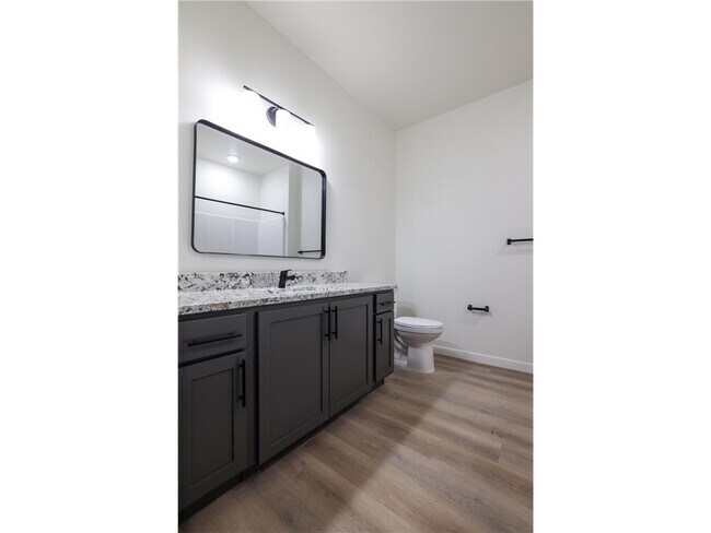 Building Photo - 28 7th St NE