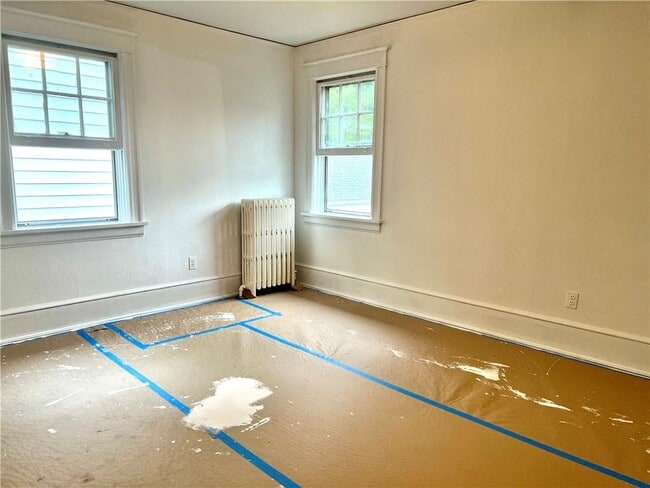 Building Photo - 126 Hooker Ave