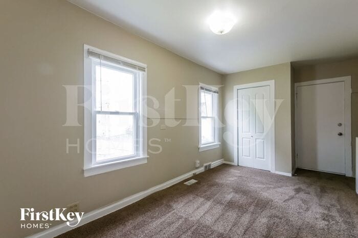 Building Photo - 519 S Elmwood Ave