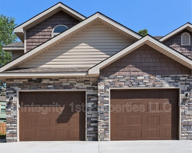 Building Photo - 5922 NW 88th St