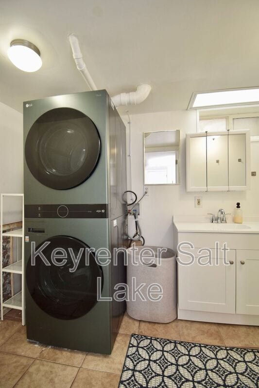 Building Photo - 159 W 2200 S