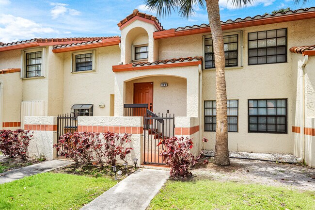 Building Photo - 206 Congressional Way