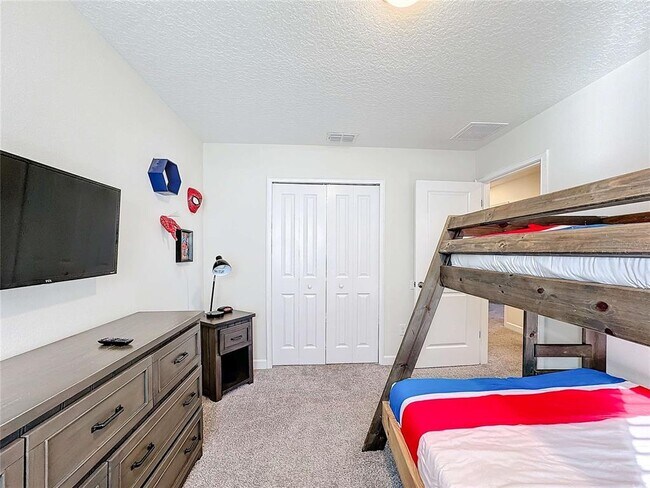 Building Photo - 1589 Flange Dr