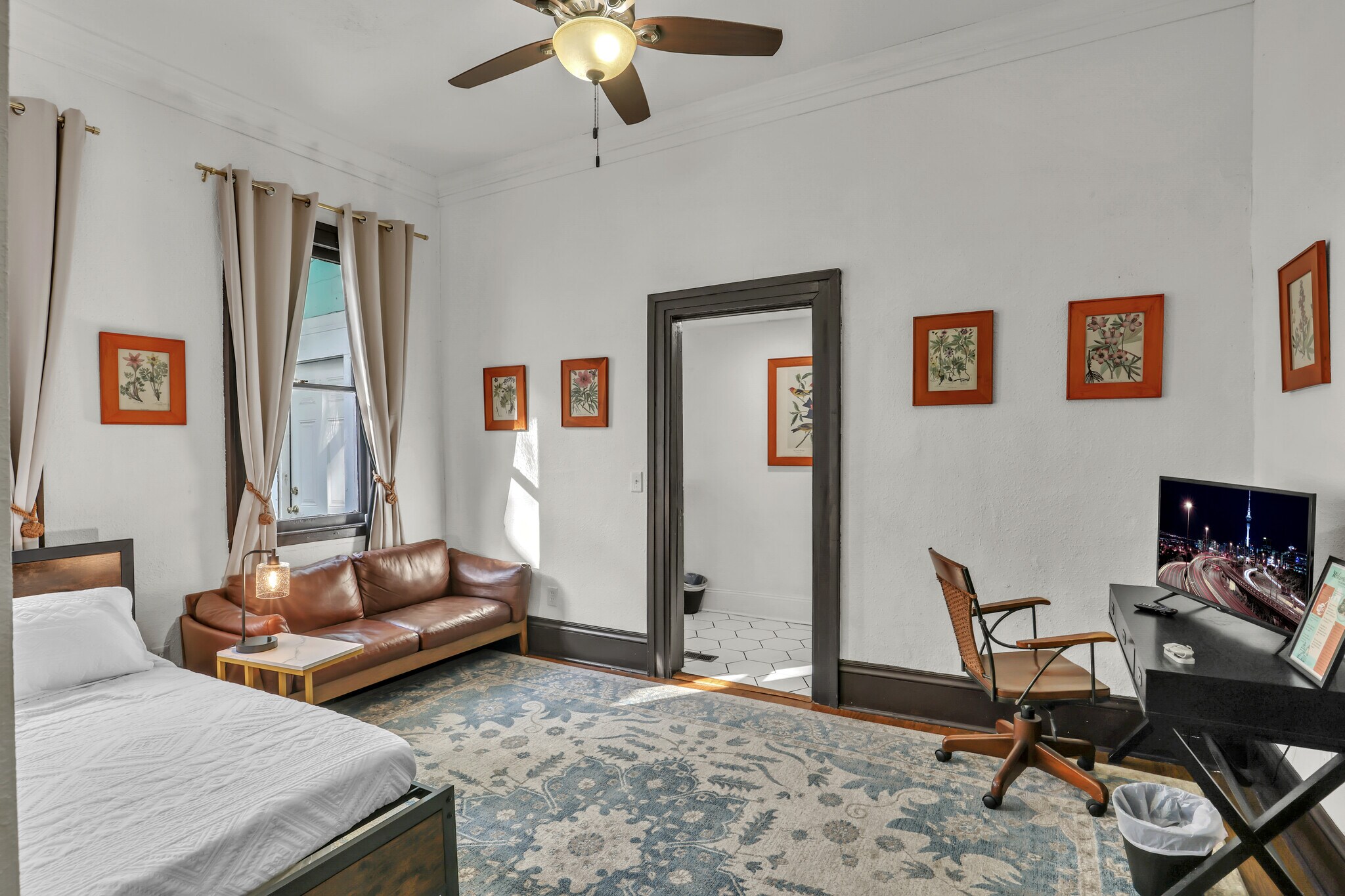 Room 3 Bedroom/ Siting Area / Work Space/ Privet Laundry Room Entrance - 51 E 4th St