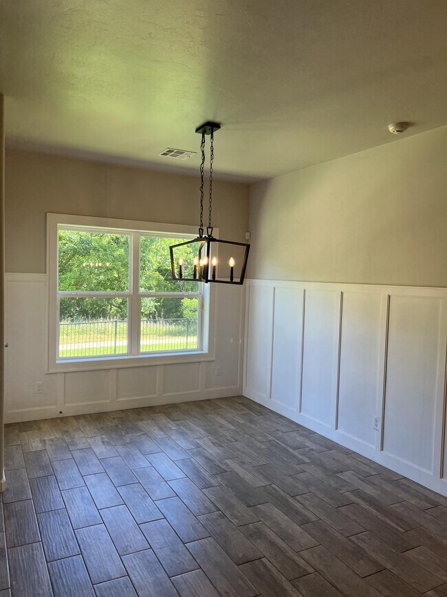 Building Photo - 509 NW 183rd St