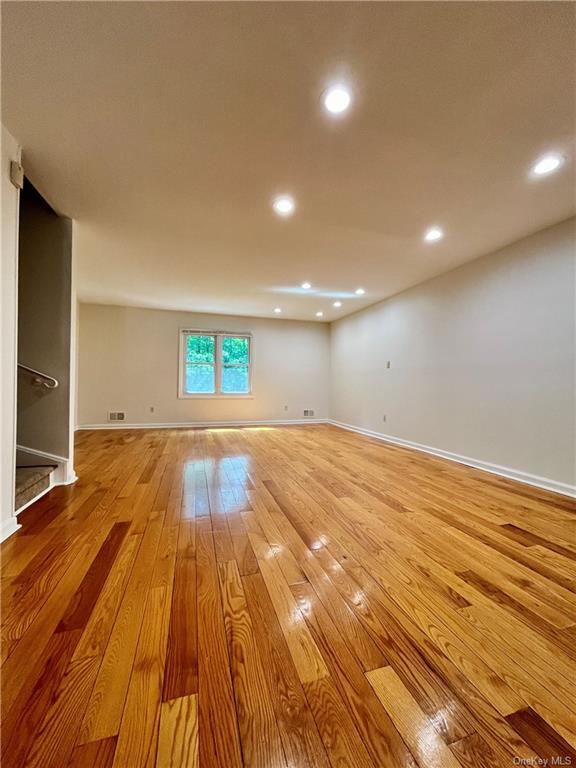 Building Photo - 40 Heritage Dr