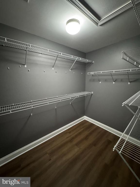 Building Photo - 4 Stonehaven Cir