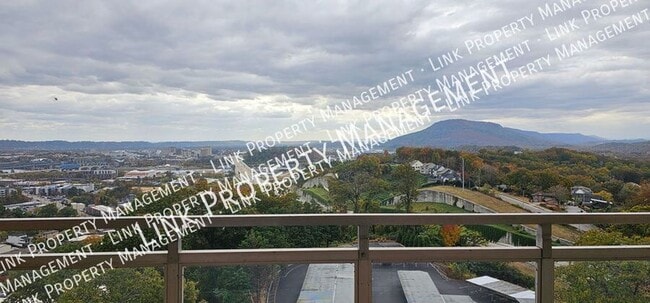 Building Photo - 1131 Stringers Ridge Rd