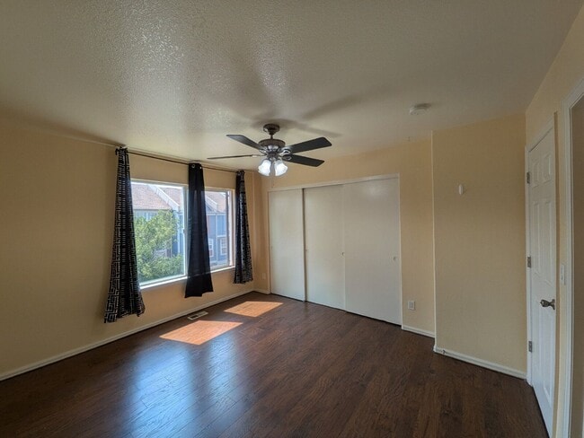 Building Photo - 11806 E Kepner Dr