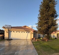 Building Photo - 9804 Casa Del Sol Dr