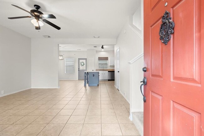 Building Photo - 9735 Coyote Creek Dr