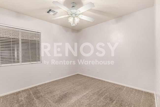 Building Photo - Ideal 3 Br 2 Ba 2 Cg Home Near Loop 303 & Greenway in Surprise!