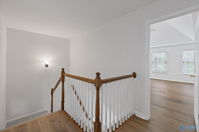 Building Photo - 307 Acorn Grove Ln SW