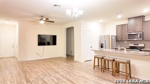 Building Photo - 1123 Loma Mesa