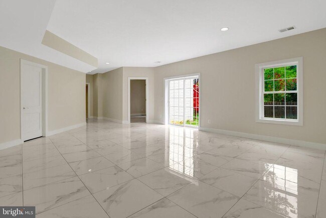 Building Photo - 3803 Bell Manor Ct
