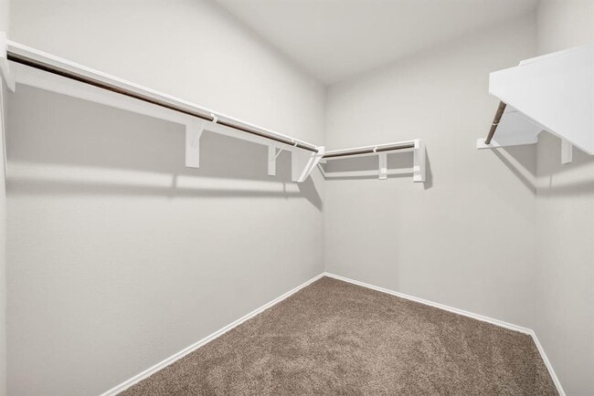 Building Photo - 9244 Inland Leather Ln