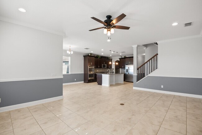 Building Photo - BEUATIFUL Home For Rent in South Cove!