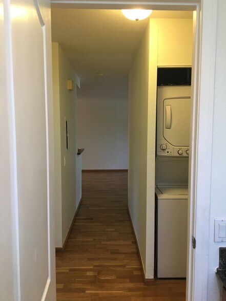 Building Photo - 12675 Camino Mira del Mar