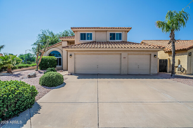 Building Photo - 9437 E Dreyfus Pl