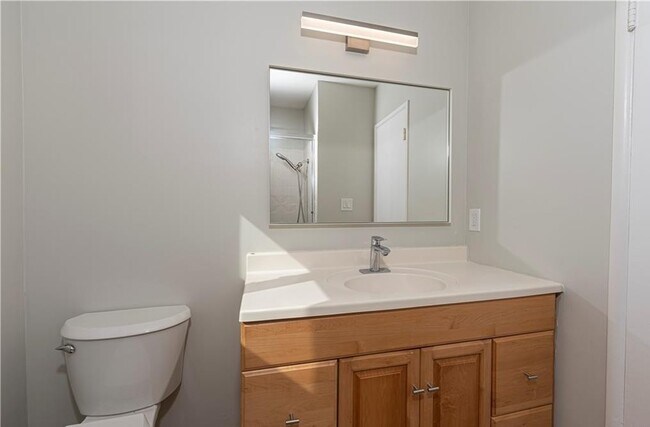 Building Photo - 535 Camino de Encanto