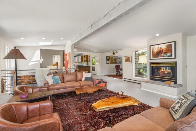 Building Photo - 15 Terrace Dr