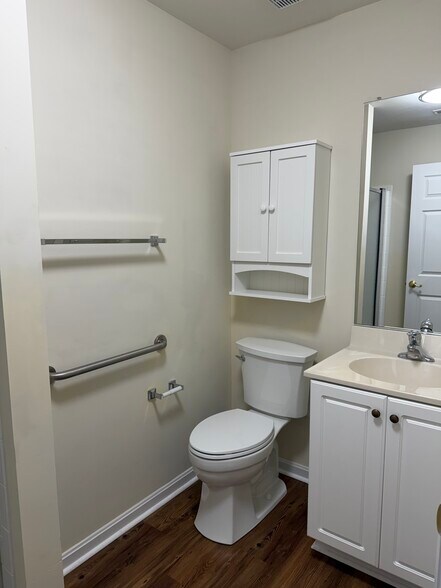 Guest bathroom - 26 Bella Vita Ct