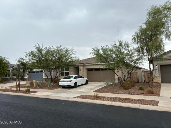 Building Photo - 18357 W Artemisa Ave