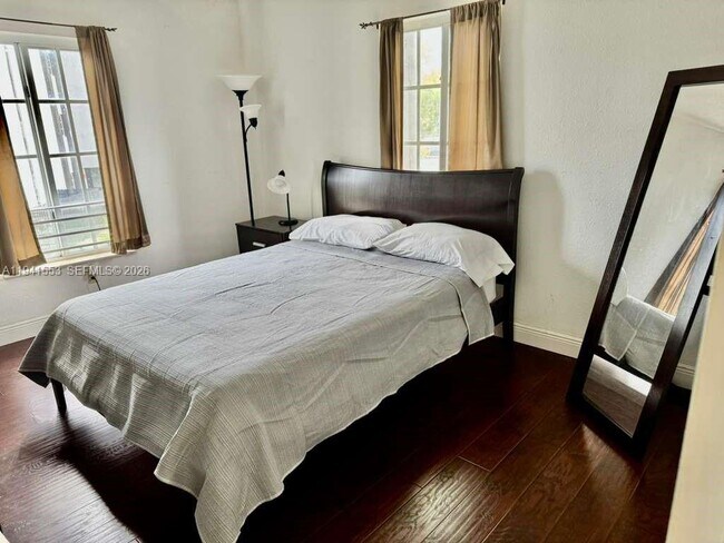 Building Photo - 4920 NW 79th Ave