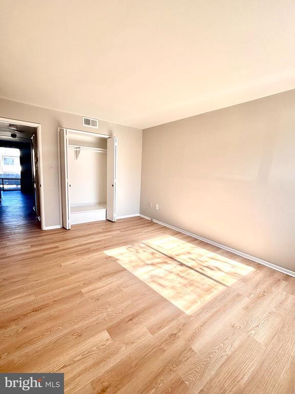 Building Photo - 546 Wilson Bridge Dr