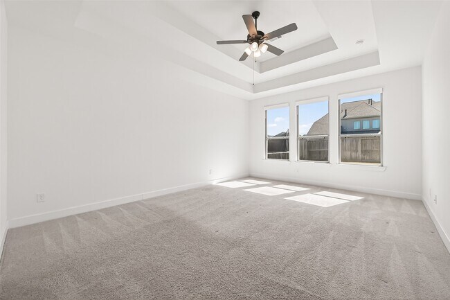 Building Photo - 26307 Aurora Vly Wy