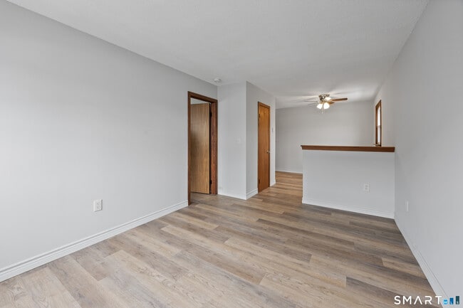 Building Photo - 46 N Cherry St