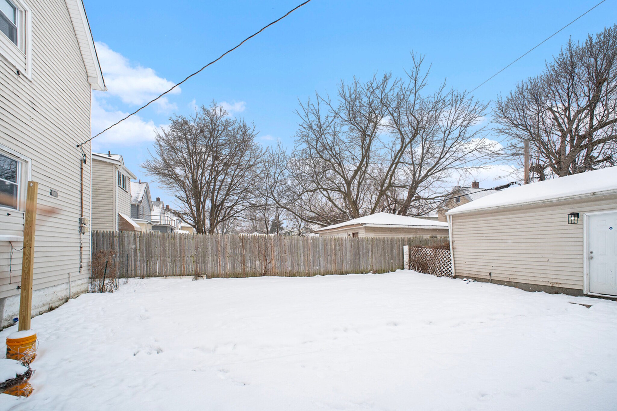 Building Photo - 3366 W 88th St