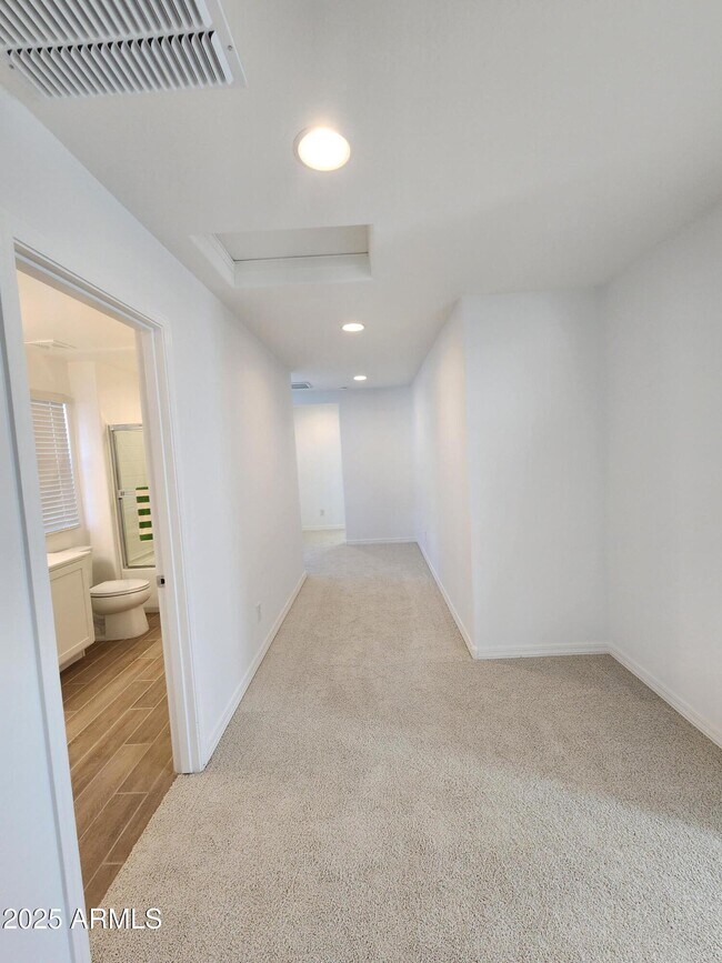 Building Photo - 4240 S 58th Ave