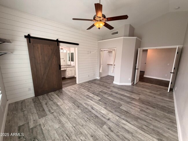 Building Photo - 8461 W Audrey Ln