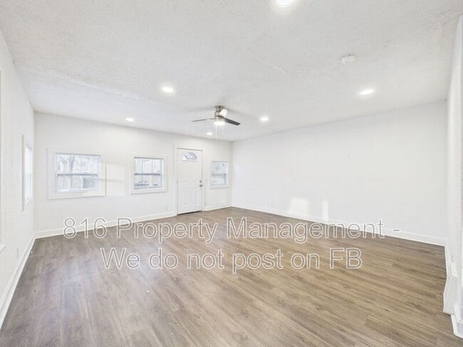 Building Photo - 1513 Rowland Ave