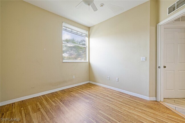 Building Photo - 4104 Bellasol Cir
